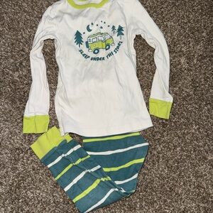 Kids Pajamas with Camper Design - White and Green